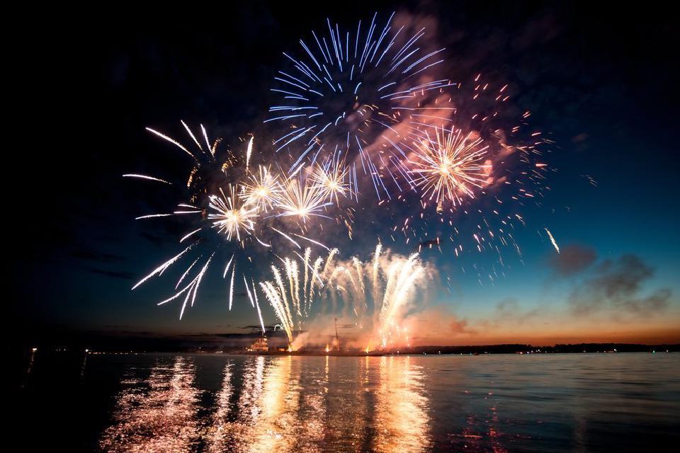 The Ultimate Guide to Last-Minute 4th of July Festivities & Travel