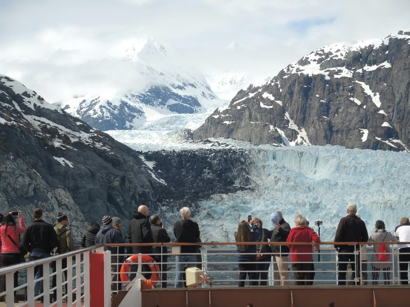 Alaska Cruise vs CruiseTour: What's the Difference?