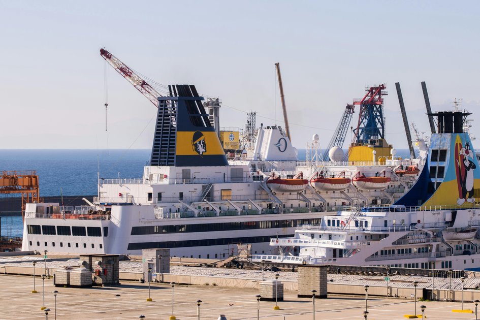 What to Expect on Your First Cruise Day
