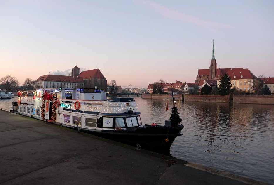Why August Is the Best Time to Book Holiday Cruises