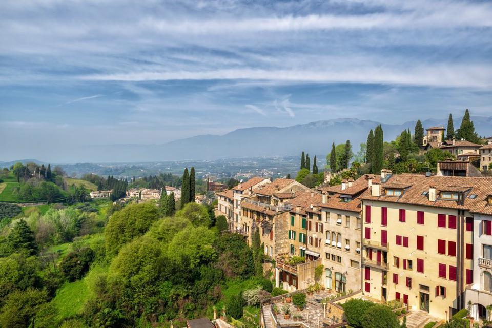 Beyond the Crowds: Undiscovered European Summer Havens